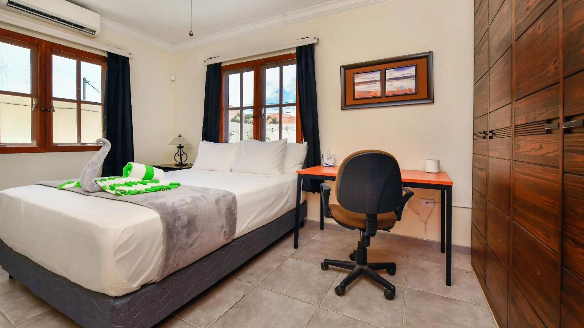Villa Pos Abao Palm Beach 0*,